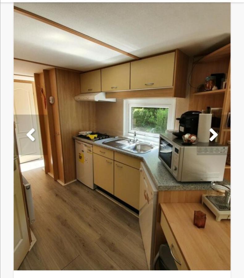 Chalet 4-6 Personen Epe F15 Van Alle Gemakken Voorzien Max Aantal Volwassen Personen Bedraagt 4 Exterior foto