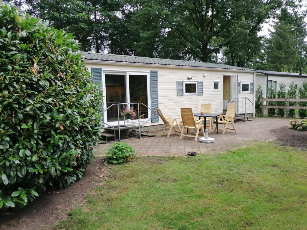 Chalet 4-6 Personen Epe F15 Van Alle Gemakken Voorzien Max Aantal Volwassen Personen Bedraagt 4 Exterior foto